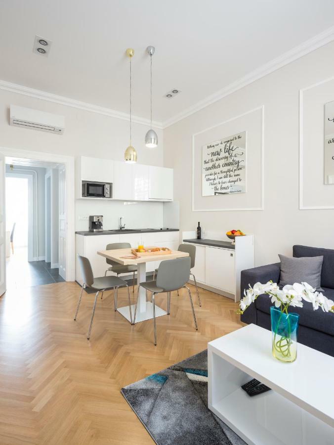White Rose Apartment 萨格勒布 外观 照片
